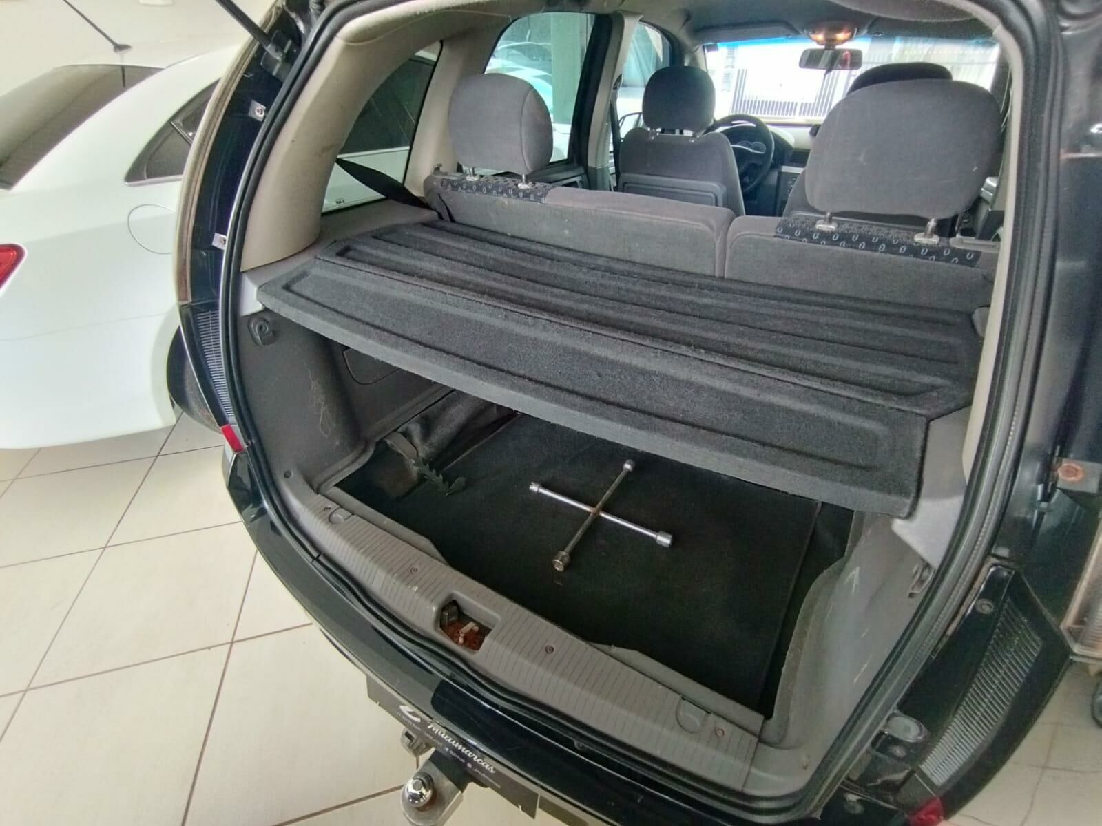 Imagem do veículo  CHEVROLET MERIVA PREMIUM 1.8